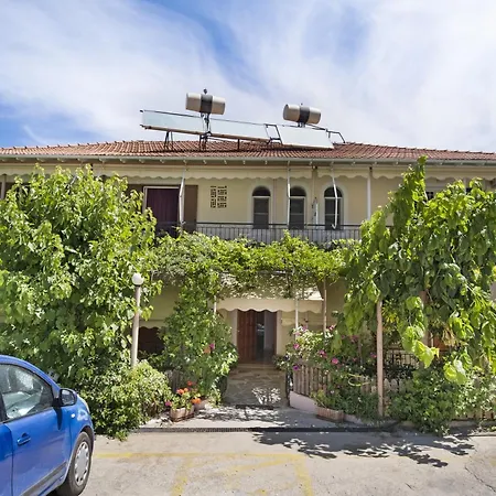 Apartment Tasoula With Sea View 1 Nikiana